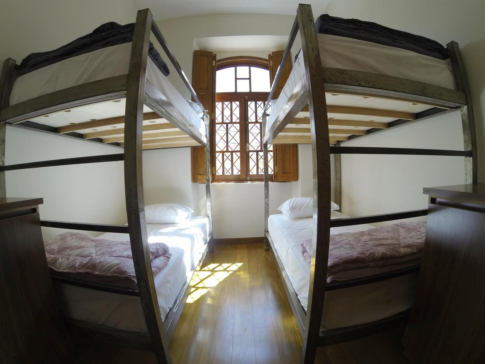 Hostel Matilda 库里提巴 外观 照片