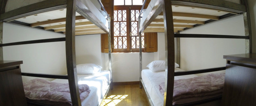 Hostel Matilda 库里提巴 外观 照片